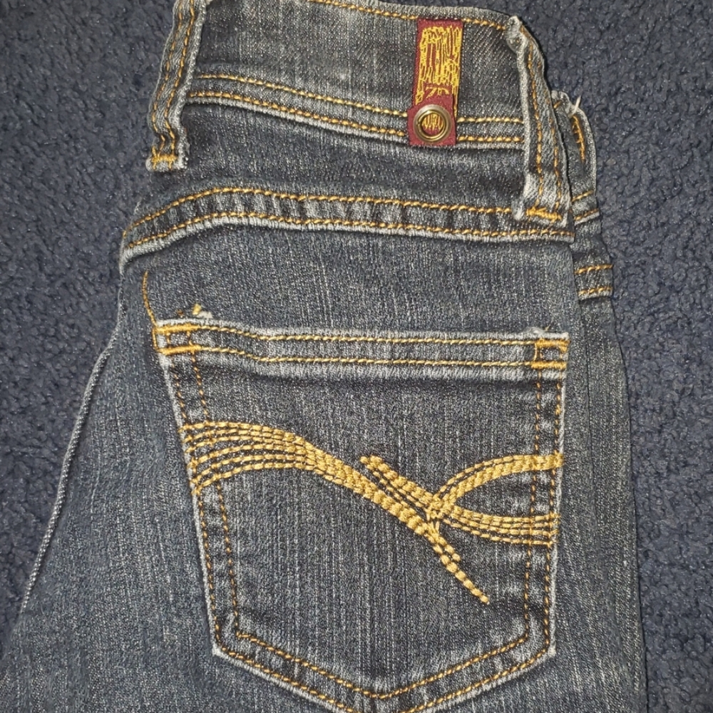 ZD Low Rise Cuffed Jeans